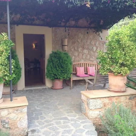 Holiday home Ses Llimoneres